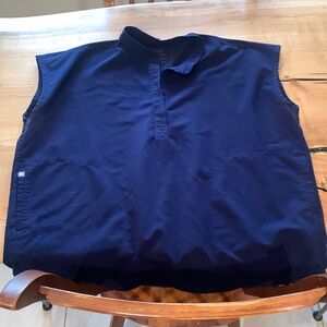 Womens figs scrub top size large navy blue